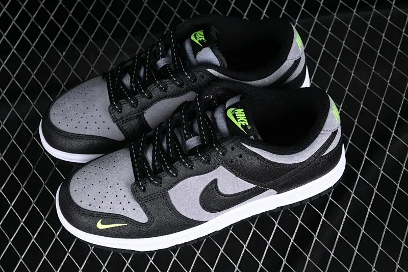 All categories Nk SB Dunk series Nk SB Dunk Low low-top sneakers Nk Dunk Low fluorescent green black gray small hook SB retro low-top sneakers FQ2205-001